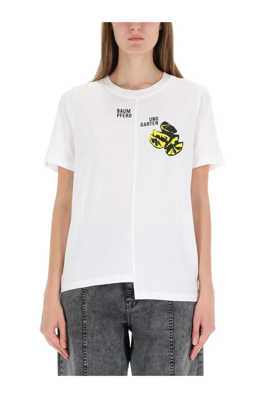 Baum und pferdgarten women’s asymmetrical jawos white t-shirt with bold yellow and black citrus slice graphic on chest
