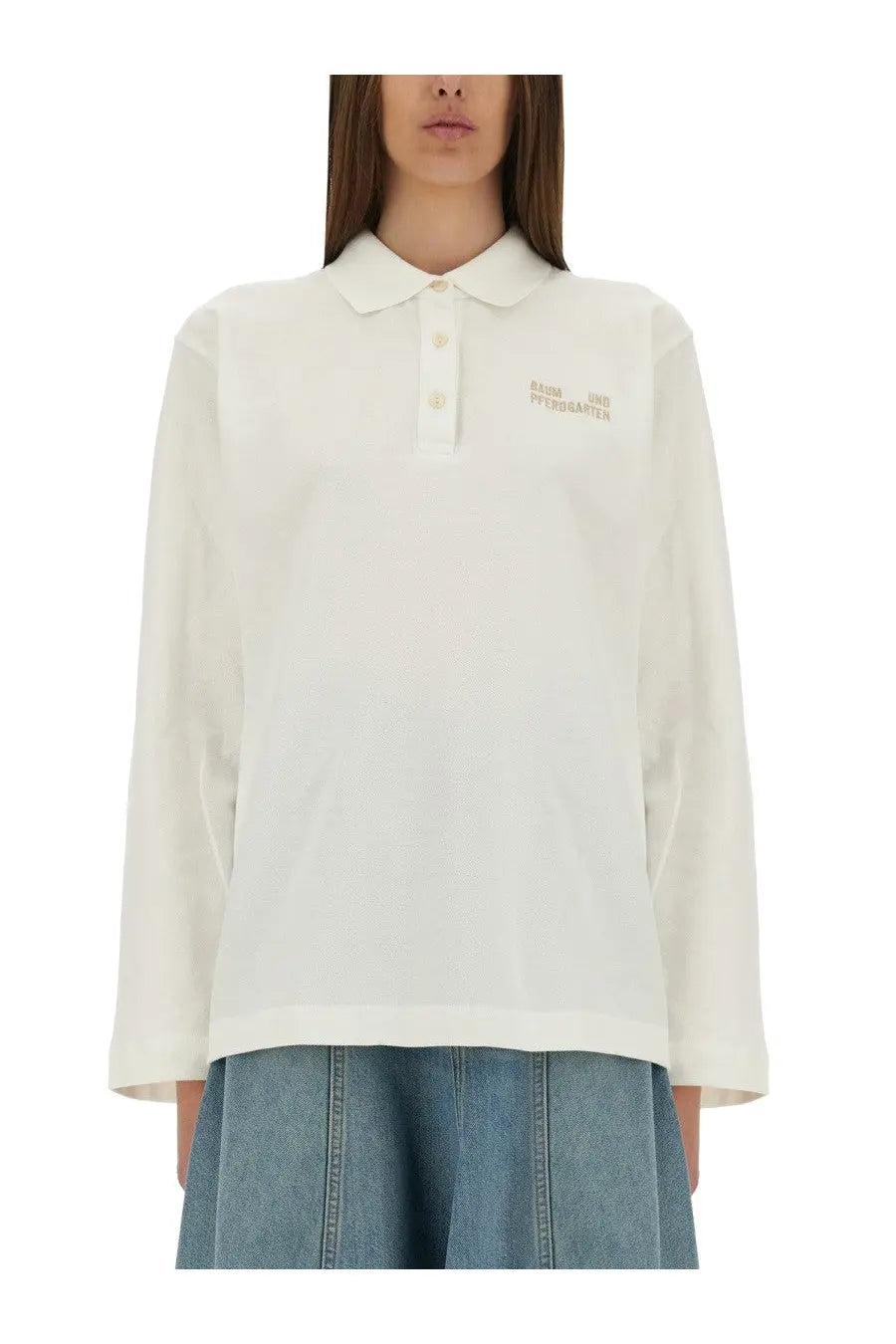 Off-white long-sleeved Baum und Pferdgarten women’s polo shirt with classic collar and subtle gold chest embroidery