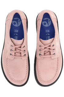 Pair of birkenstock unisex mocassino highwood moc lace low blue pink suede shoes with black rubber soles and blue insoles