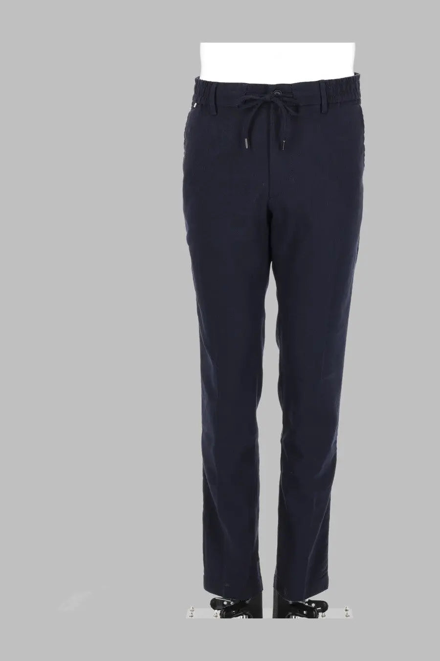 Boss men’s pantalone Kane1 slim fit dark navy blue drawstring pants with sleek straight-leg cut and subtle texture