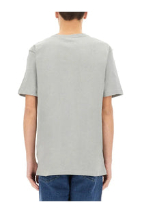 Boss men’s light gray short-sleeved t-shirt with a simple crew neck design made from comfortable fabric