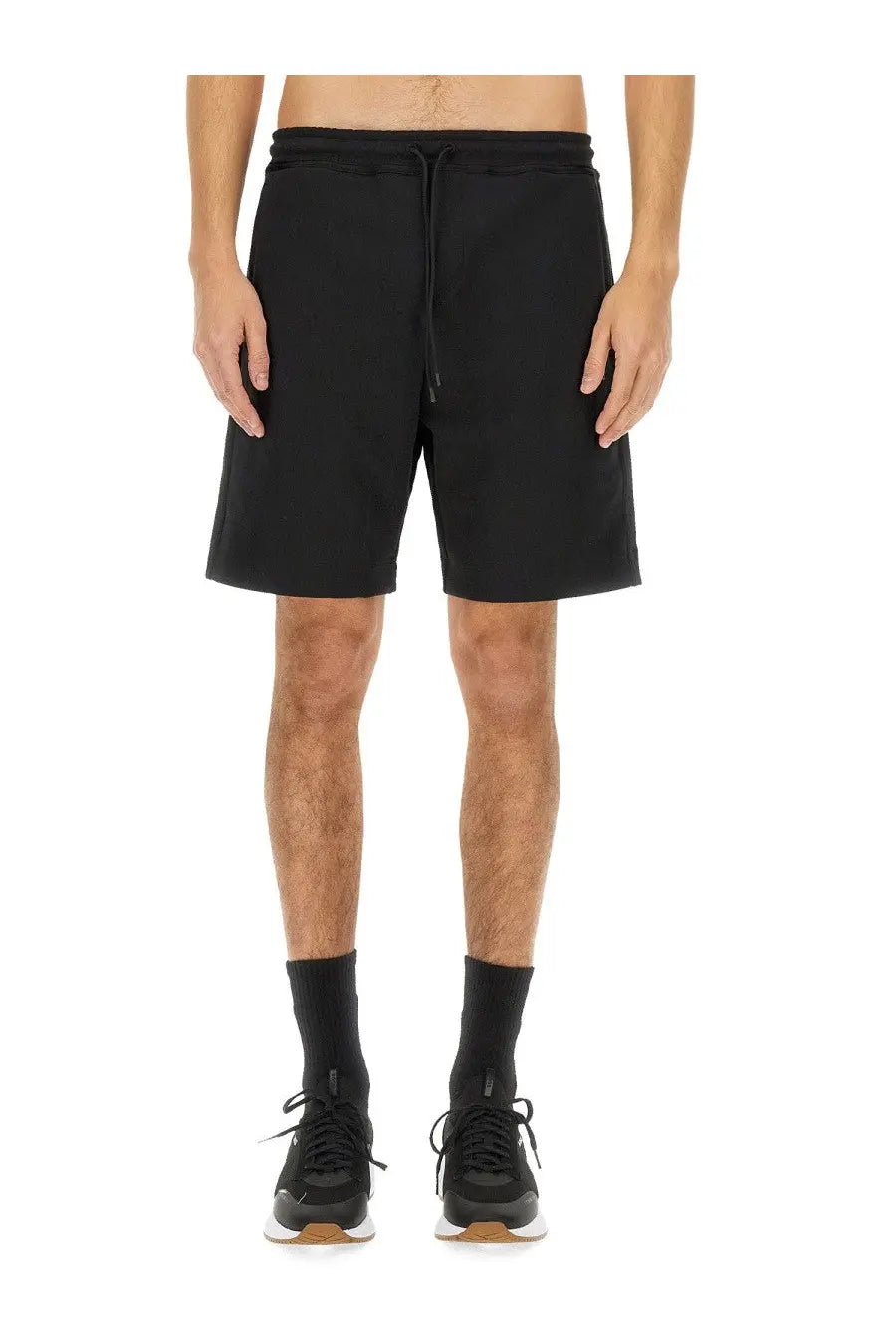 BOSS men’s sweatshirt bermuda black soft smooth fabric black drawstring shorts with relaxed fit and clean hemline