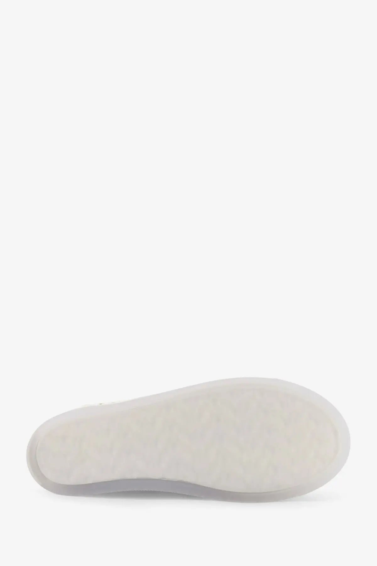 White rubber sole with smooth textured surface and rounded edges on bottega veneta men’s serena leather sneakers alabaster