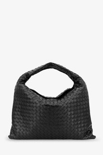 Bottega Veneta women’s hop hobo leather shoulder bag in black with distinctive interlaced woven pattern