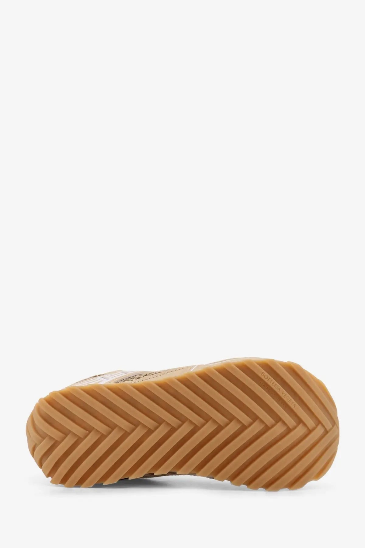 Tan rubber sole with herringbone tread pattern on bottega veneta women suede and rubber beige sneakers