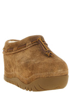 UGG Brown Bucked Sabots Brown