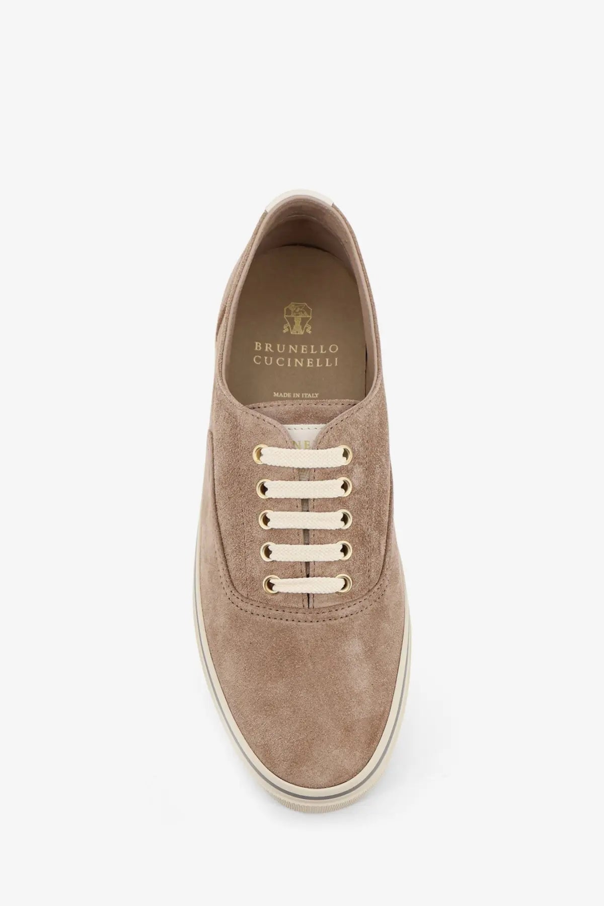 Brunello cucinelli men’s low-top sneakers in beige suede with cream laces and matching rubber sole