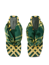 Burberry - Burberry check pool flat slides - Sandals