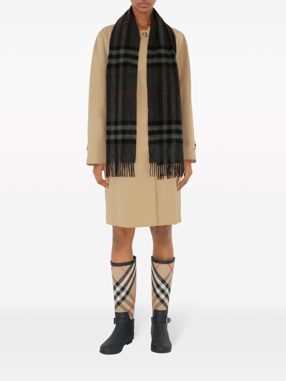 Burberry - Burberry Scarfs Grey - Scarves Hats &amp; Gloves