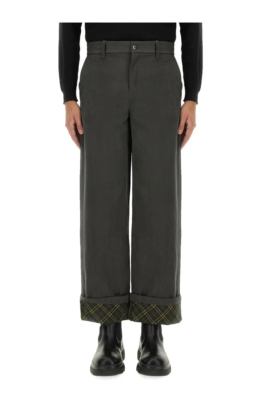 Burberry men’s carpenter pants grey featuring dark gray wide-leg trousers with subtle plaid cuffs detail
