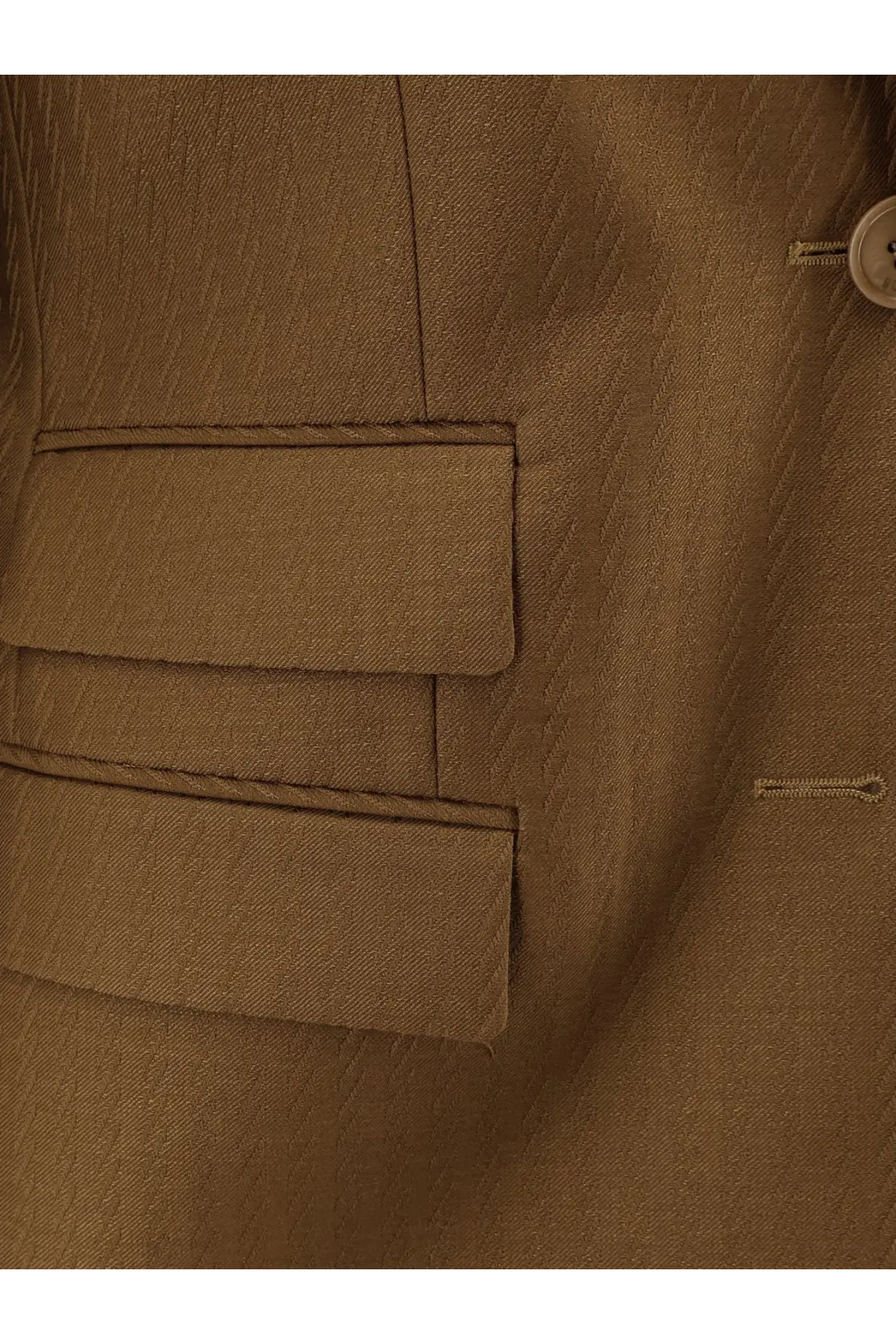 Burberry women’s siora wool and mohair blazer in tan textured fabric with two flap pockets and single button closure