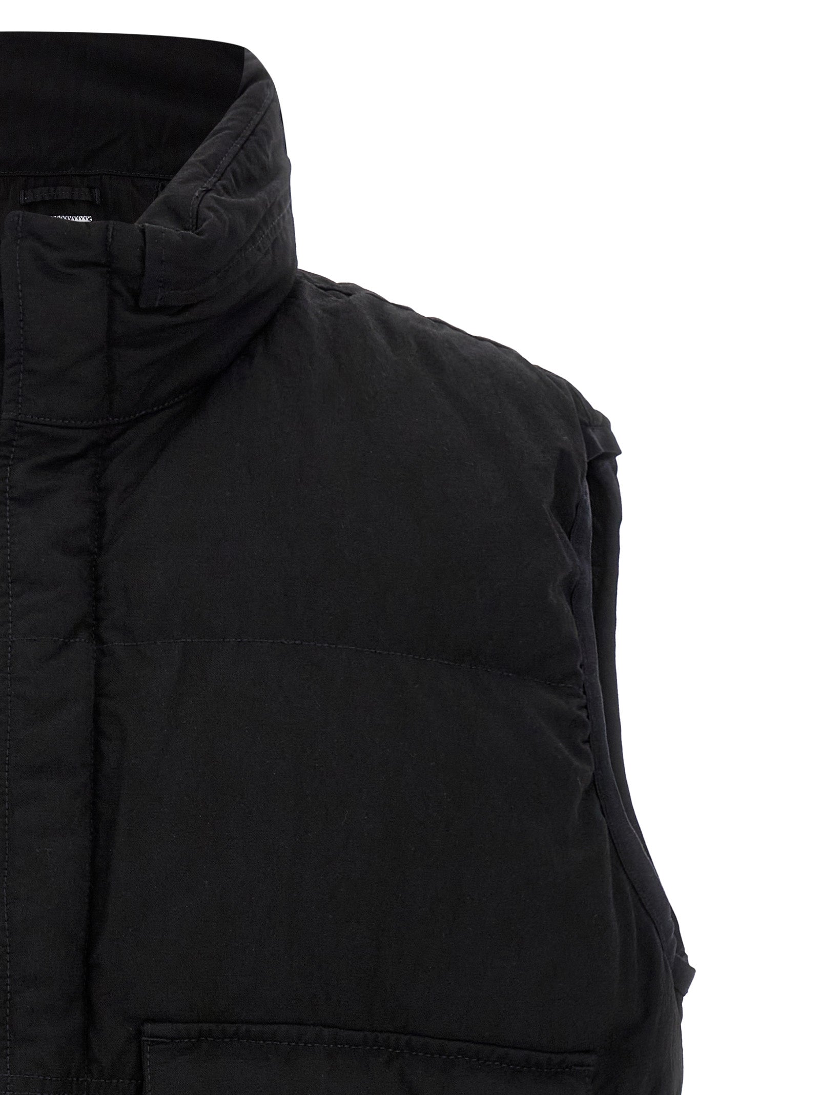 C.P. COMPANY - C.P. COMPANY - ’Eco-Chrome R’ vest - Men’s Outerwear