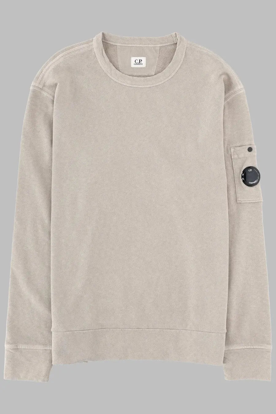 Beige c.p. company men’s felpa con patch sweatshirt featuring a distinctive patch detail on soft fabric