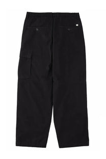 C.p. company men’s pantalone cargo con patch black relaxed fit cargo pants with large side pockets and back waistband branding