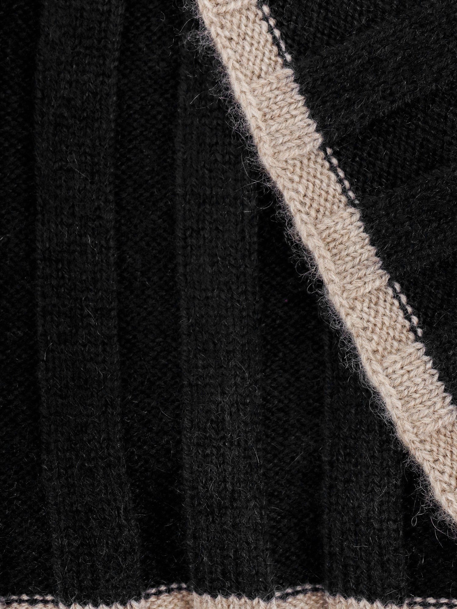 Brunello Cucinelli Men's Cashmere Scarf Black