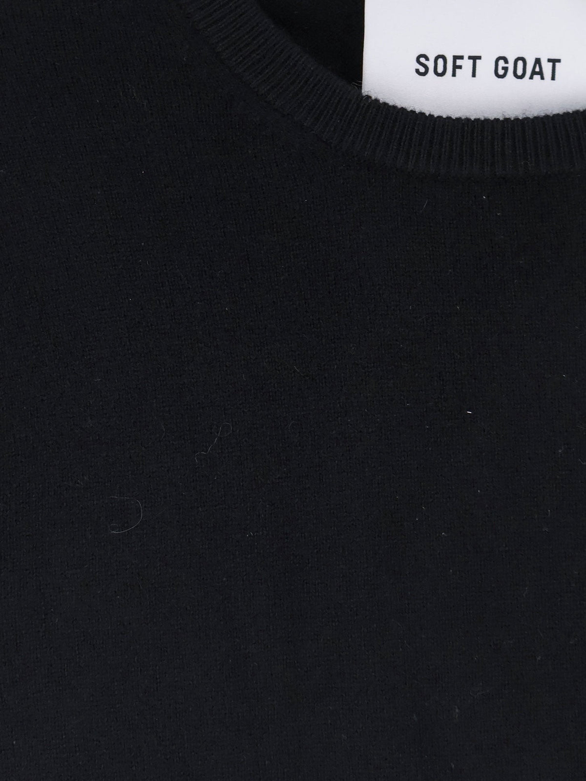 Soft Goat Men's Cashmere Sweater Black