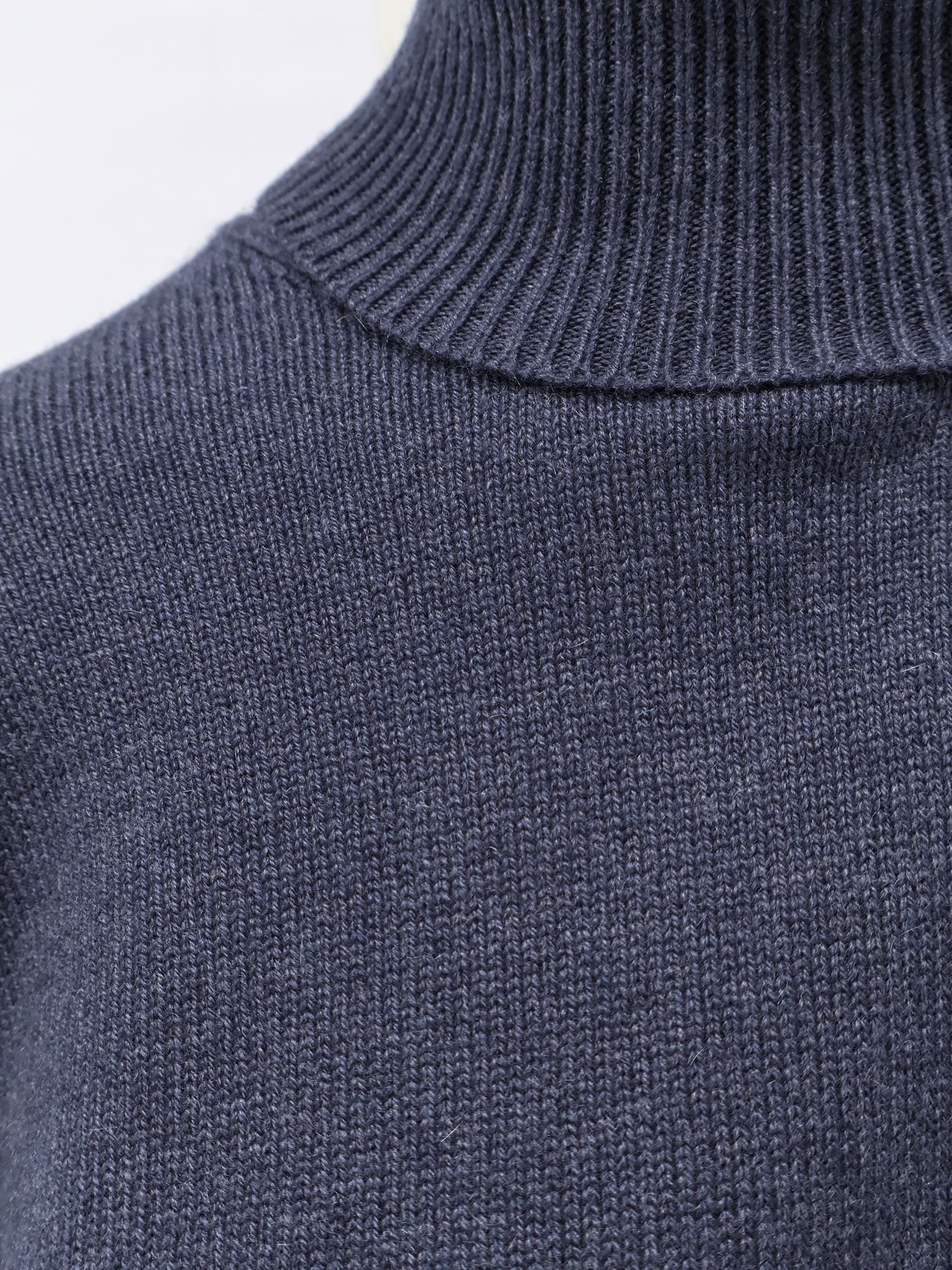 Brunello Cucinelli Women's Cashmere Turtleneck Blue