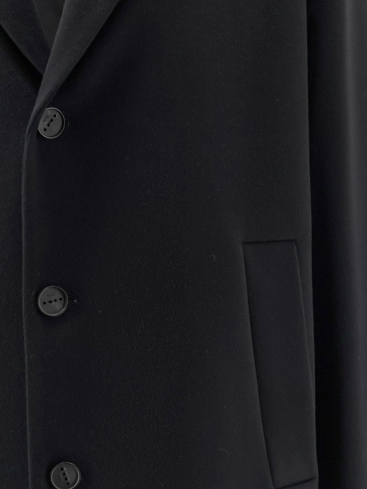 Hevò Men's Cassano Virgin Sheeps Wool Coat Black, view 3