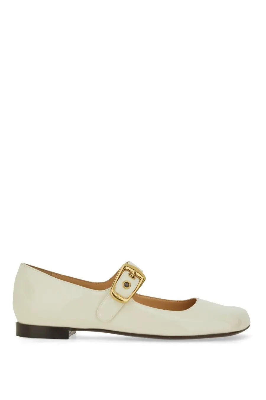 Chloé women’s ballerina Polly white cream-colored patent leather mary jane flat shoe with gold-tone buckle