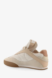 Chloé women’s low-top kick leather sneakers in beige and cream with suede canvas panels and gum rubber sole