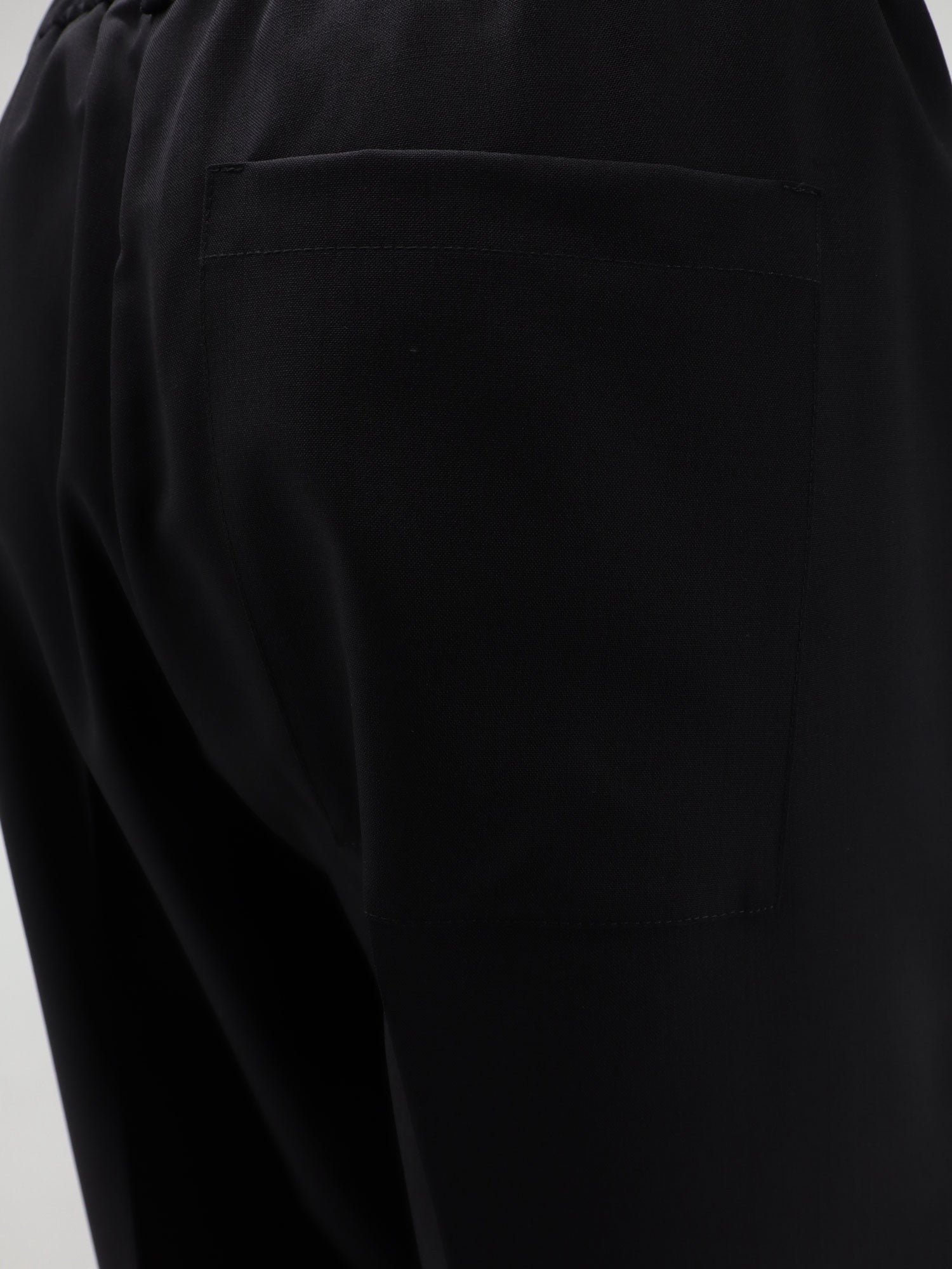 Alysi Women's Cigarette Virgin Wool Trousers Black