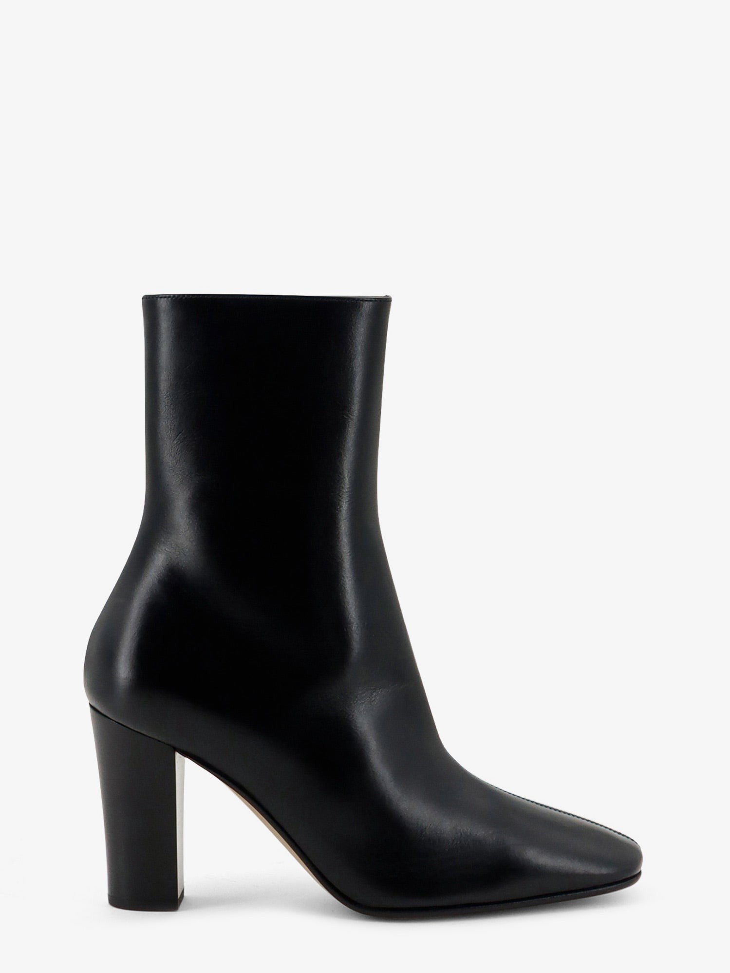 The Row Women's Cindy Leather Boots Black