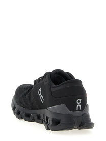 ON Cloud Sneakers Black