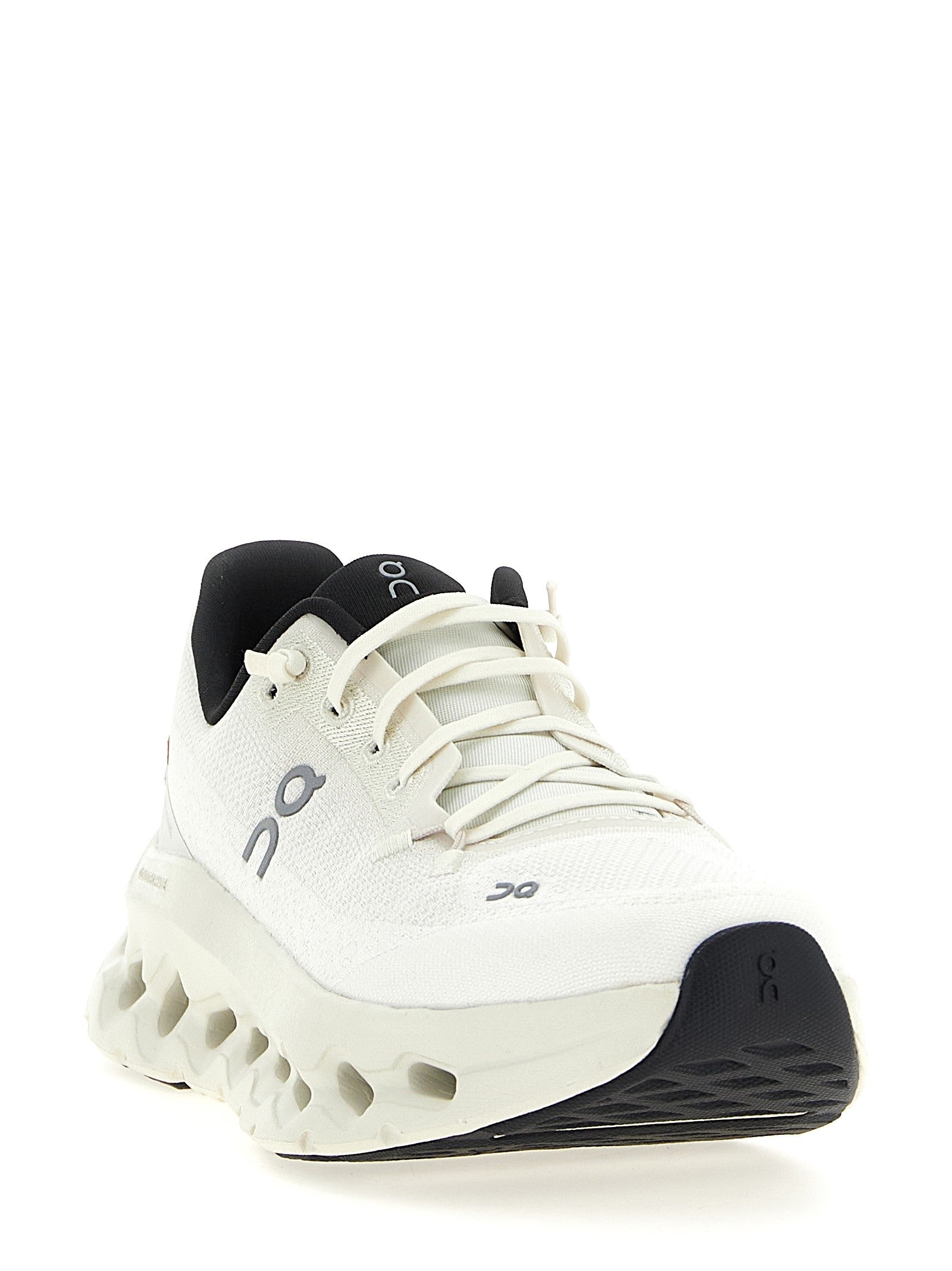 ON Cloudtilt Sneakers White