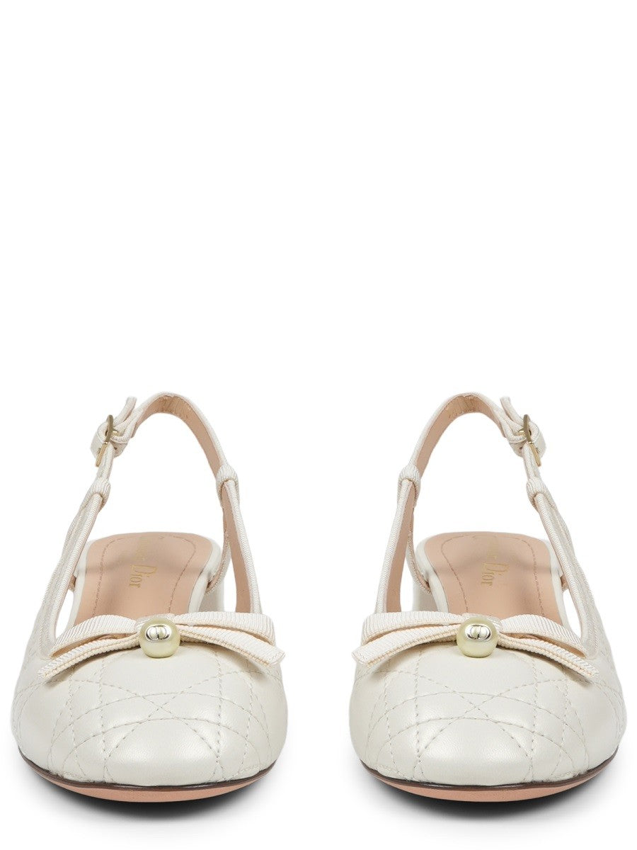 Dior Women's Décolleté Ballet in Pelle White