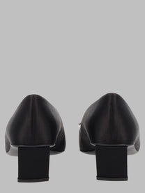 Roger Vivier Women's Décolleté Belle Black