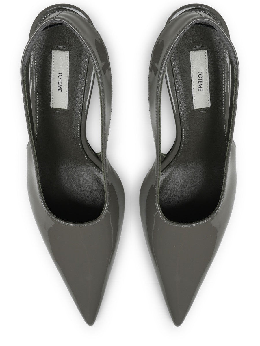 Toteme Women's Décolleté in Pelle Grey