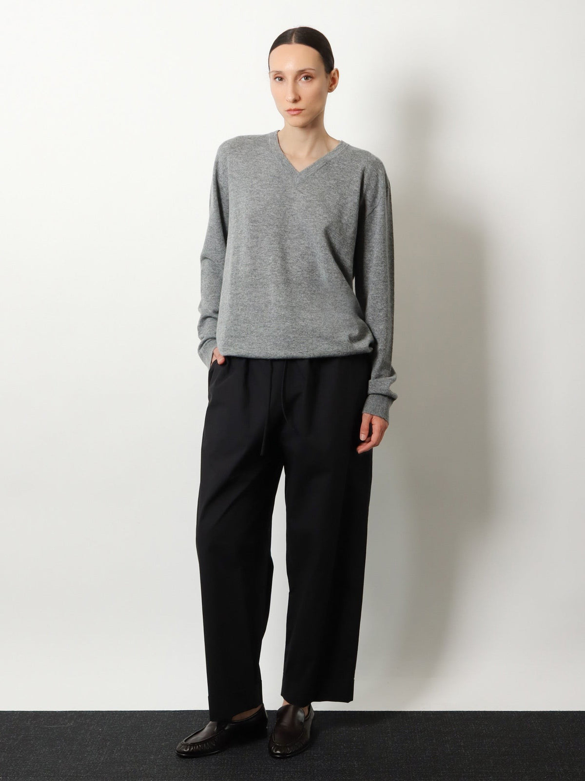 The Row Women's Delano Cotton Trousers Black