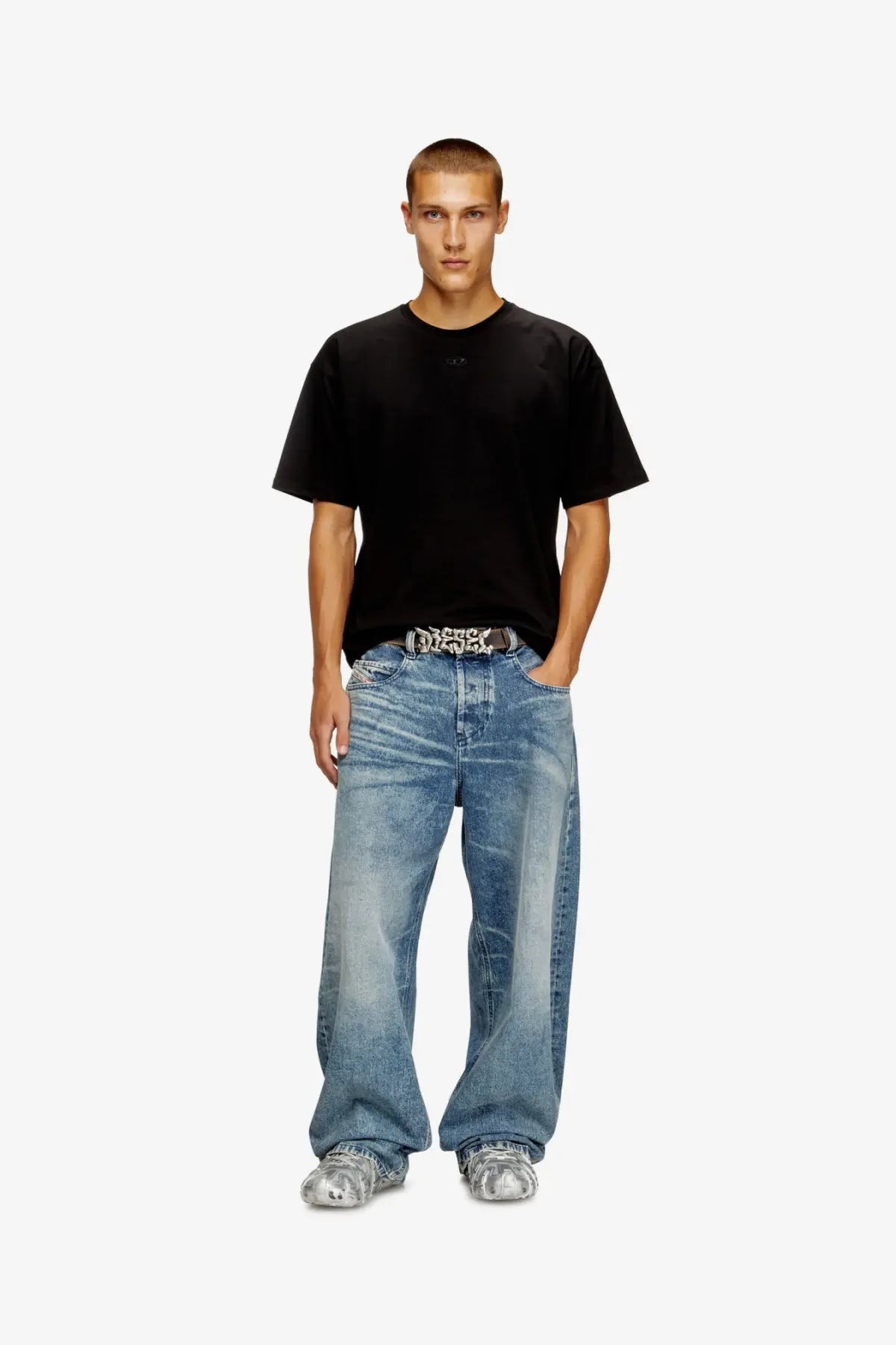 Black diesel men’s cotton t-shirt with subtle chest logo perfect for casual wear