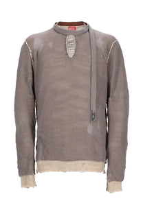 Diesel men’s maglia daianeris grey textured knit sweater with distressed details and contrasting beige ribbed hem