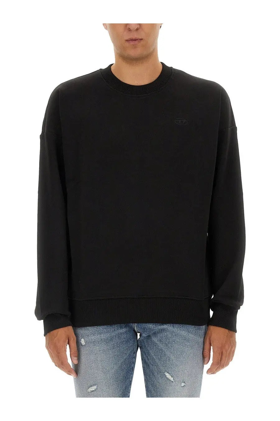 Diesel men’s rob megoval black crewneck sweatshirt with subtle embroidered logo on left chest in soft fabric