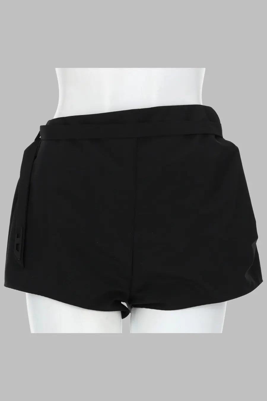 Diesel women’s black athletic shorts sarto portafoglio with sleek modern design and subtle side pockets