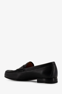 Dior men’s granvil black leather loafers with sleek minimalist design and subtle stitching details