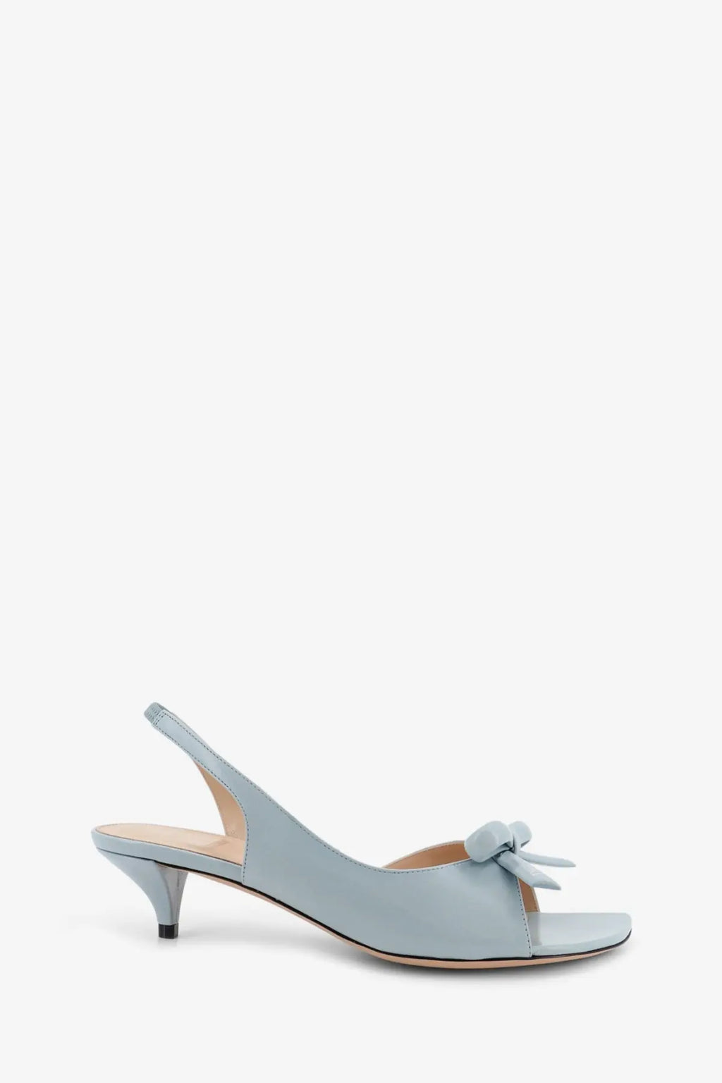 Light blue leather slingback sandal with a delicate bow at the toe from Dior women’s collection