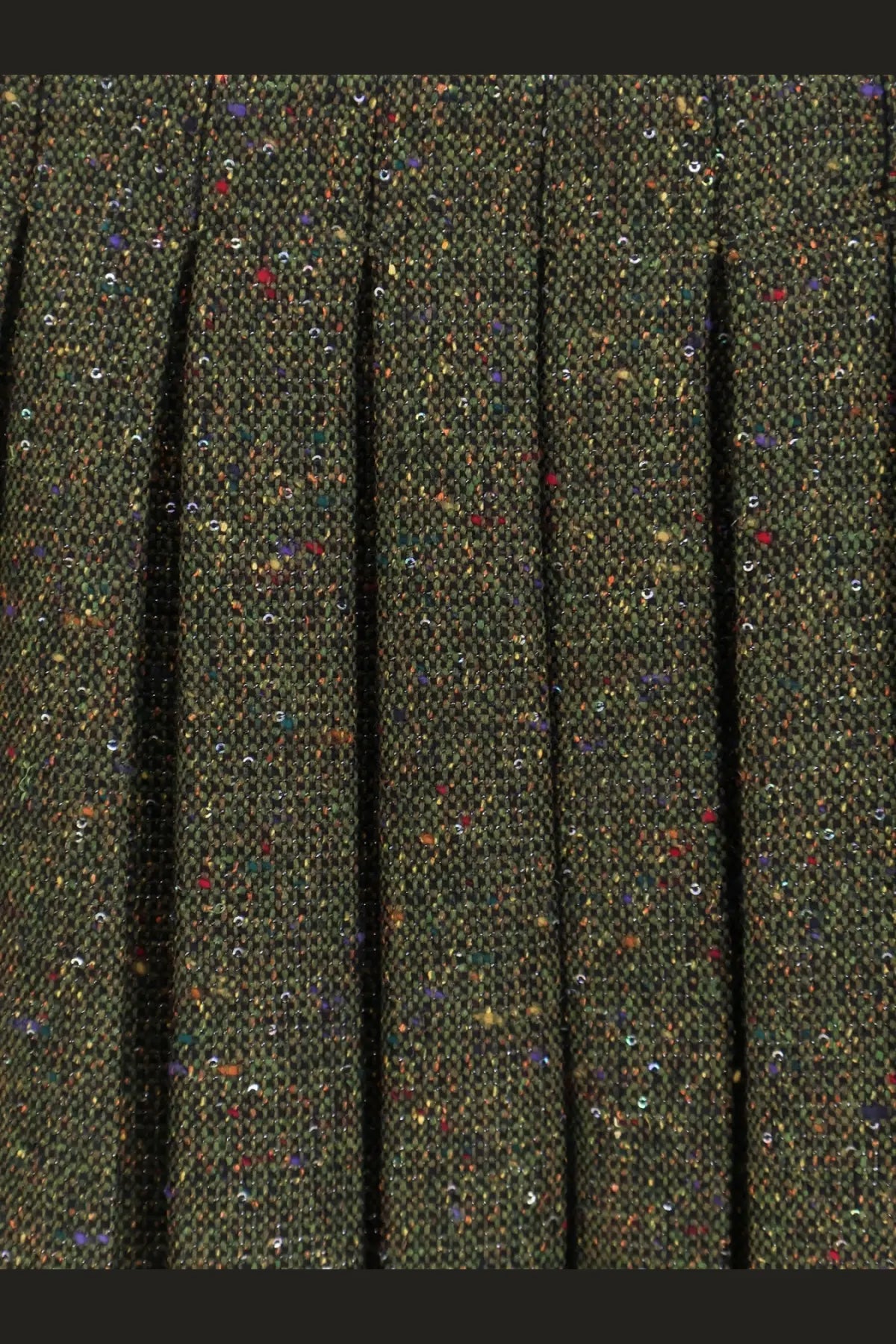 Dior women’s pleated mini skirt in olive green tweed fabric with subtle multicolored threads and metallic flecks