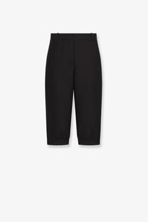 Black high-waisted cropped dior bermuda shorts in virgin wool and silk with a minimalist grain de poudre design