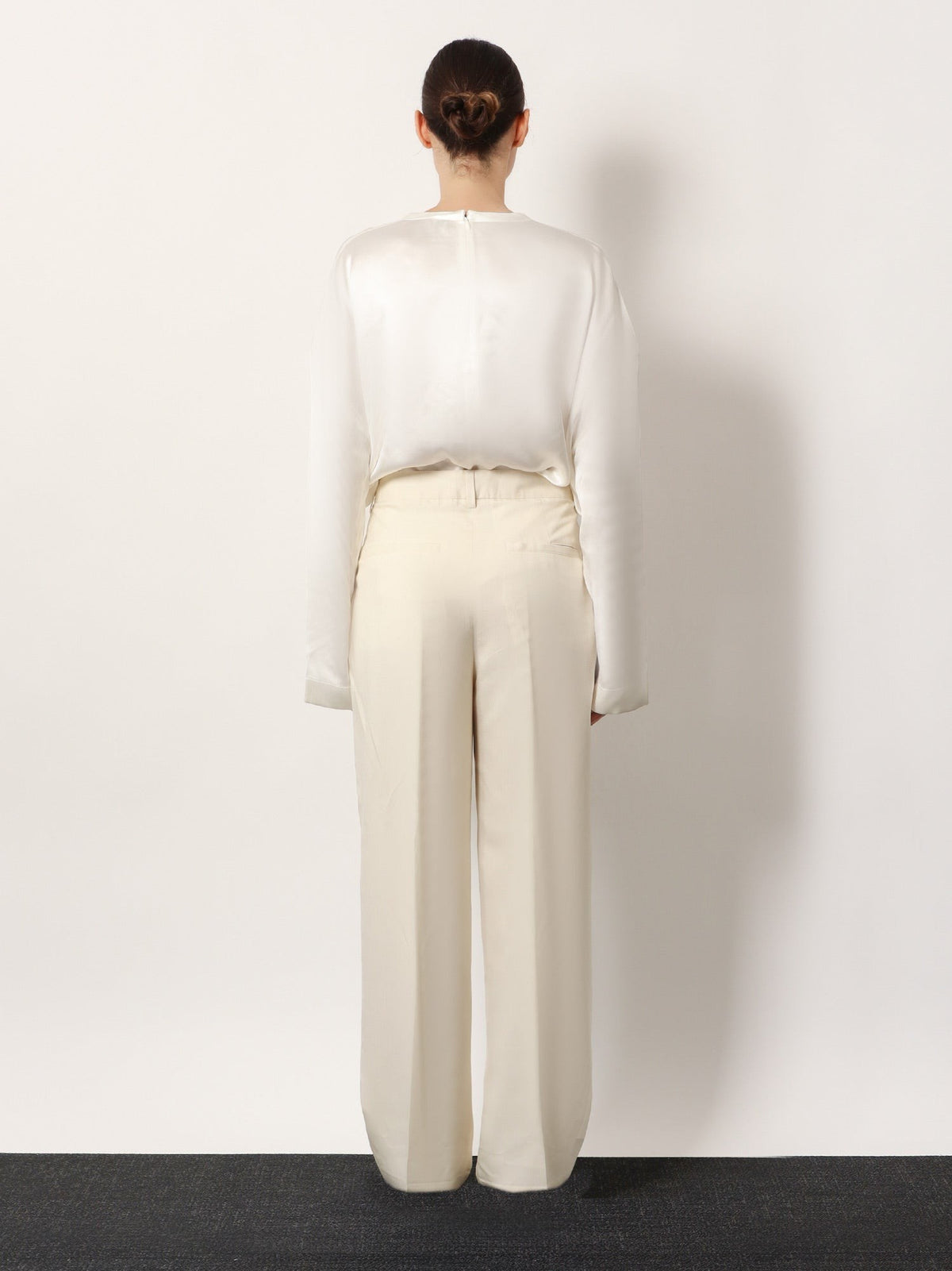 Toteme Women's Double Pleat Fluid Viscose Trousers White