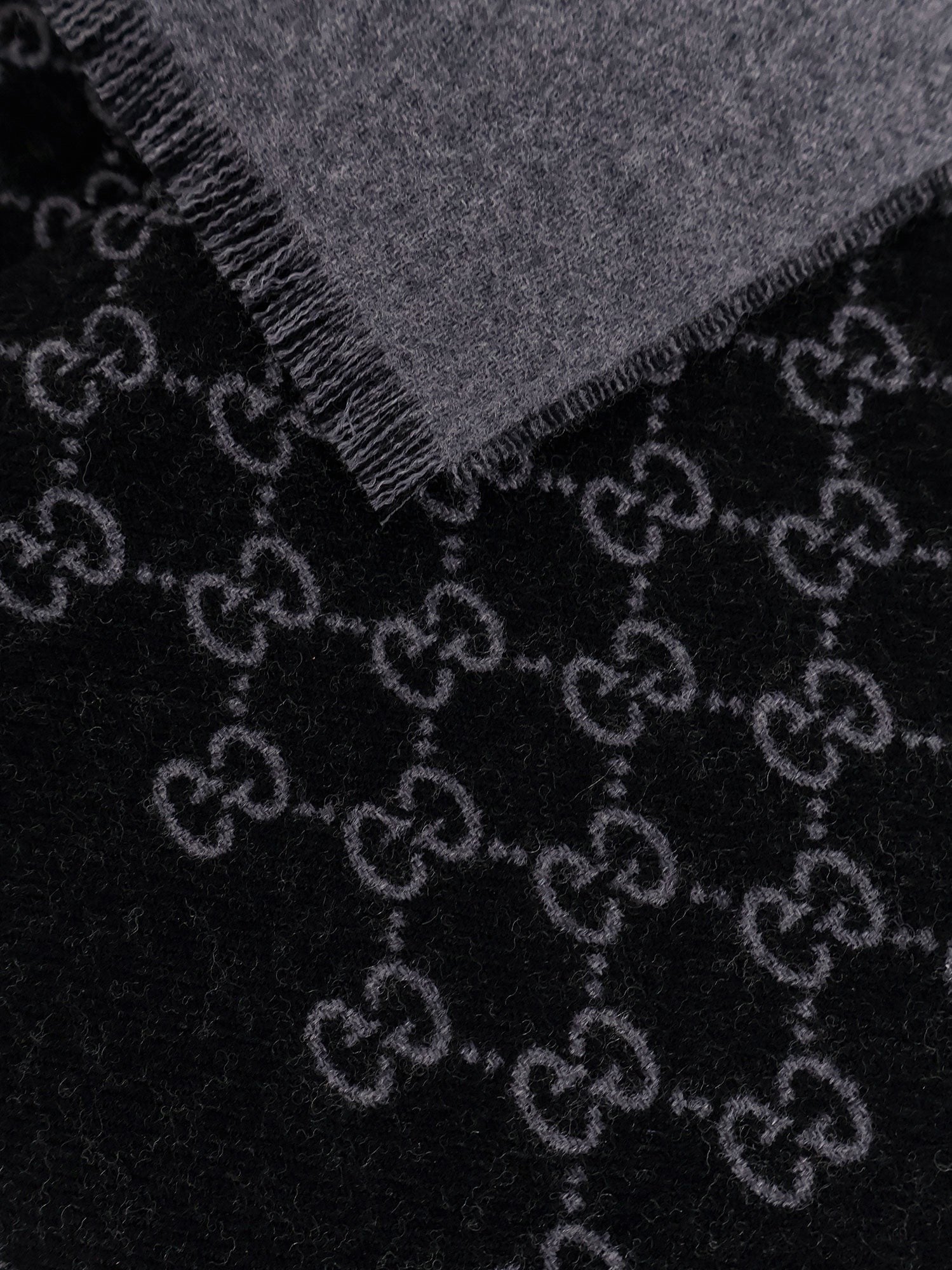 Gucci Men's Double Wool Jacquard Scarf Black