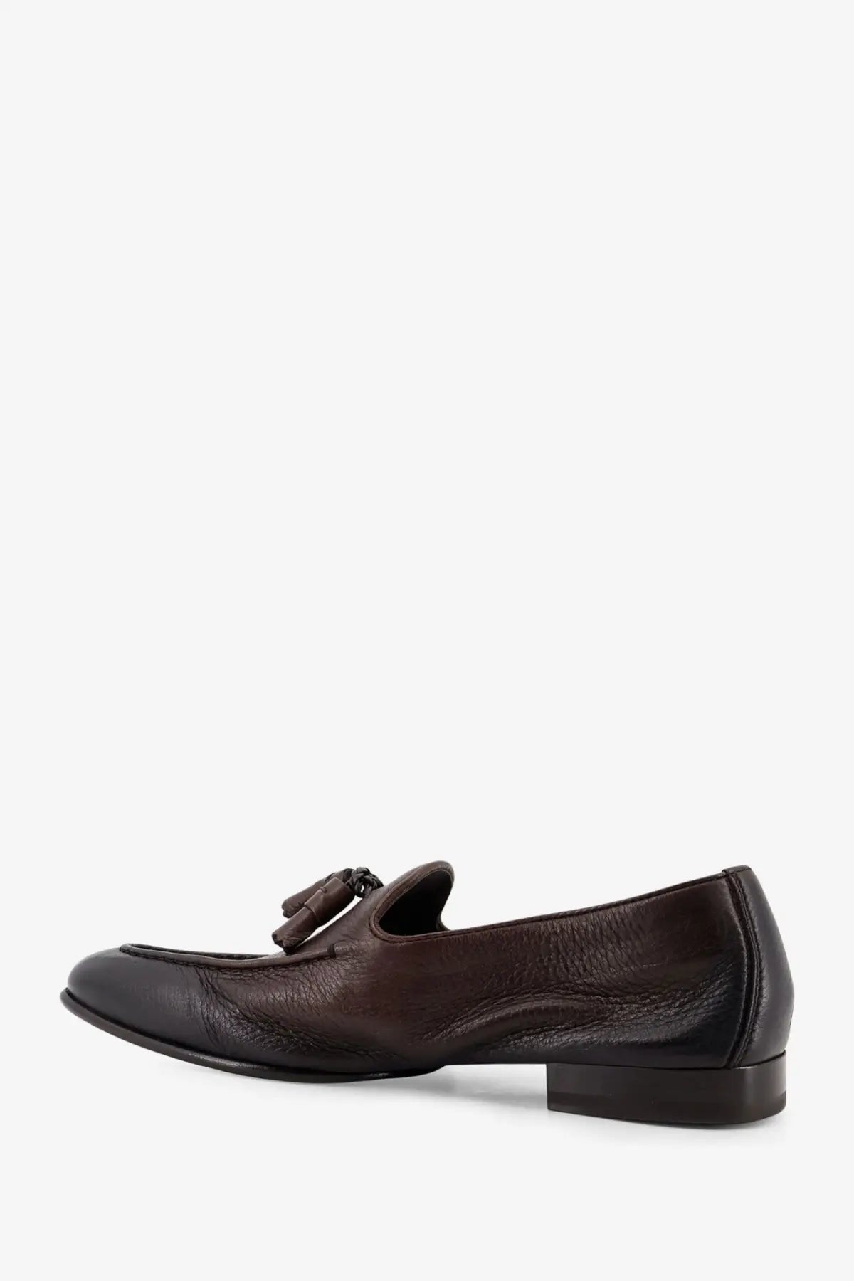Doucal’s men’s daino dark brown leather loafer with tassel detail in gold finish for stylish wear