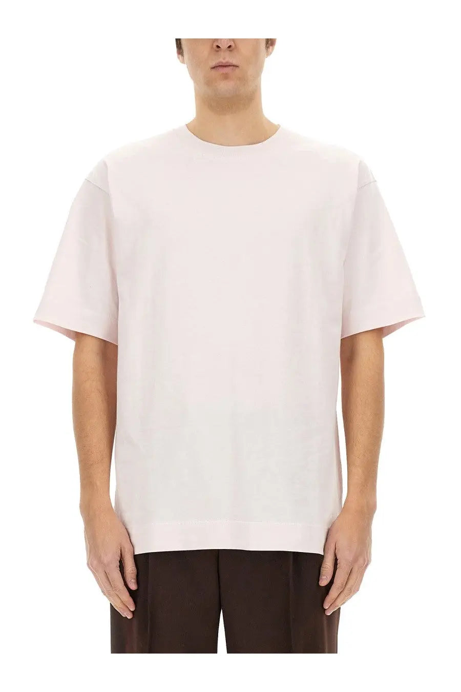 Dries van noten men’s cotton shirt blue featuring a relaxed fit off-white cotton t-shirt with a simple crew neckline