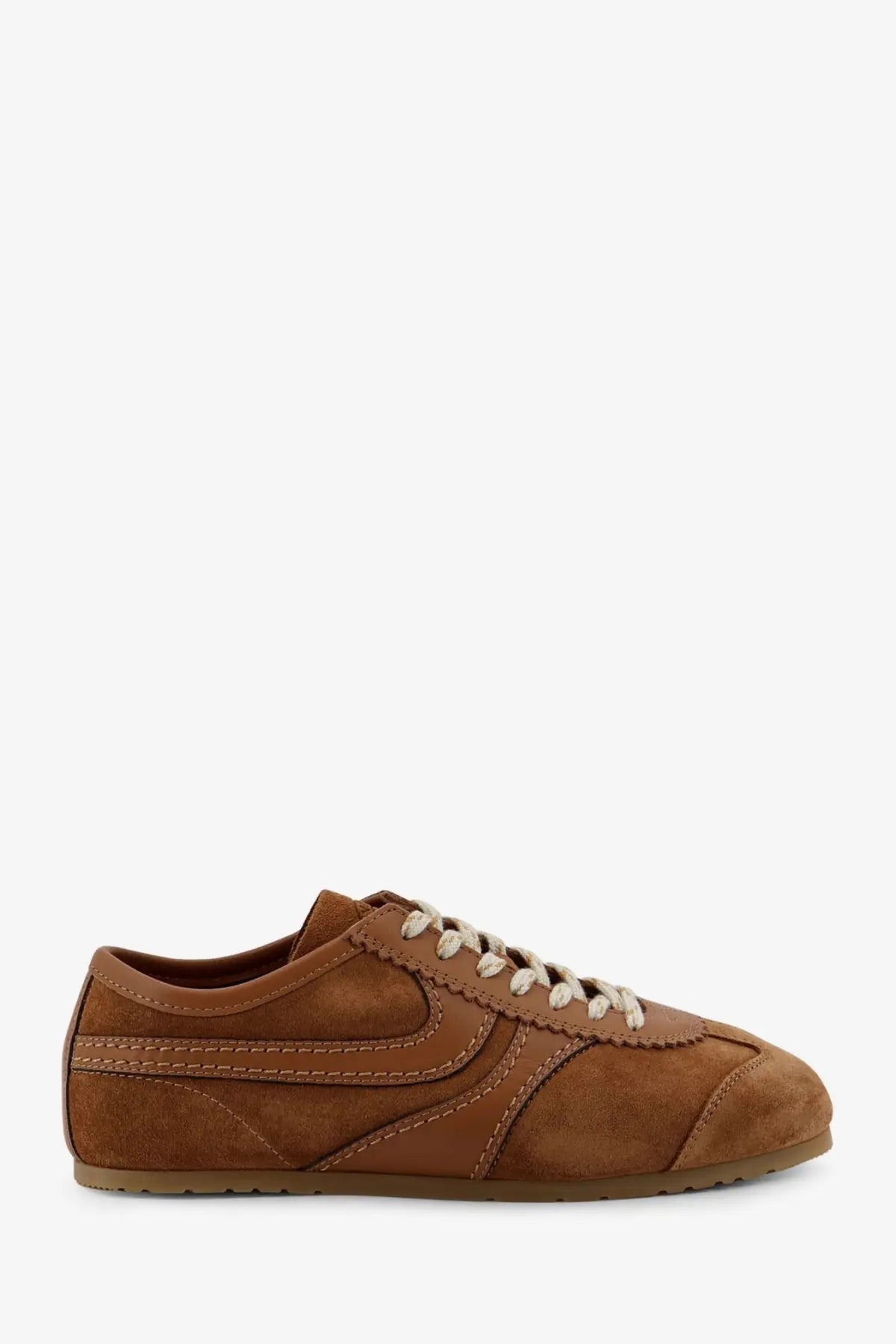 Brown suede low-top dries van noten women’s sneaker with cream laces and retro-inspired design in beige