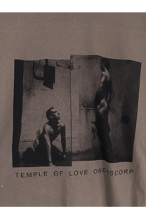 Beige drkshdw men’s cotton t-shirt with black and white photographic print and temple of love owenscorp text below