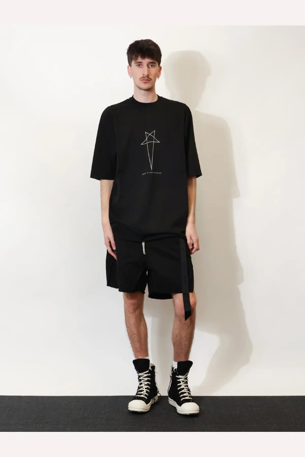 Drkshdw men’s black oversized cotton t shirt with white geometric star design on the chest