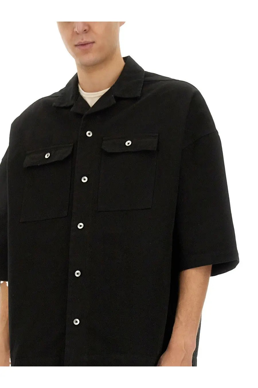 Drkshdw men’s magnum tommy shirt black short-sleeved button-up with two chest pockets and silver buttons