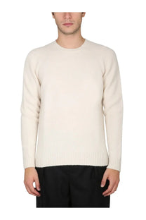 Drumohr men’s maglia cream-colored long-sleeved knit sweater in lana white with ribbed hem and cuffs