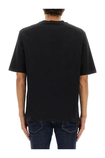 Dsquared2 men’s black short-sleeved crew neck t-shirt made of soft cotton for casual wear